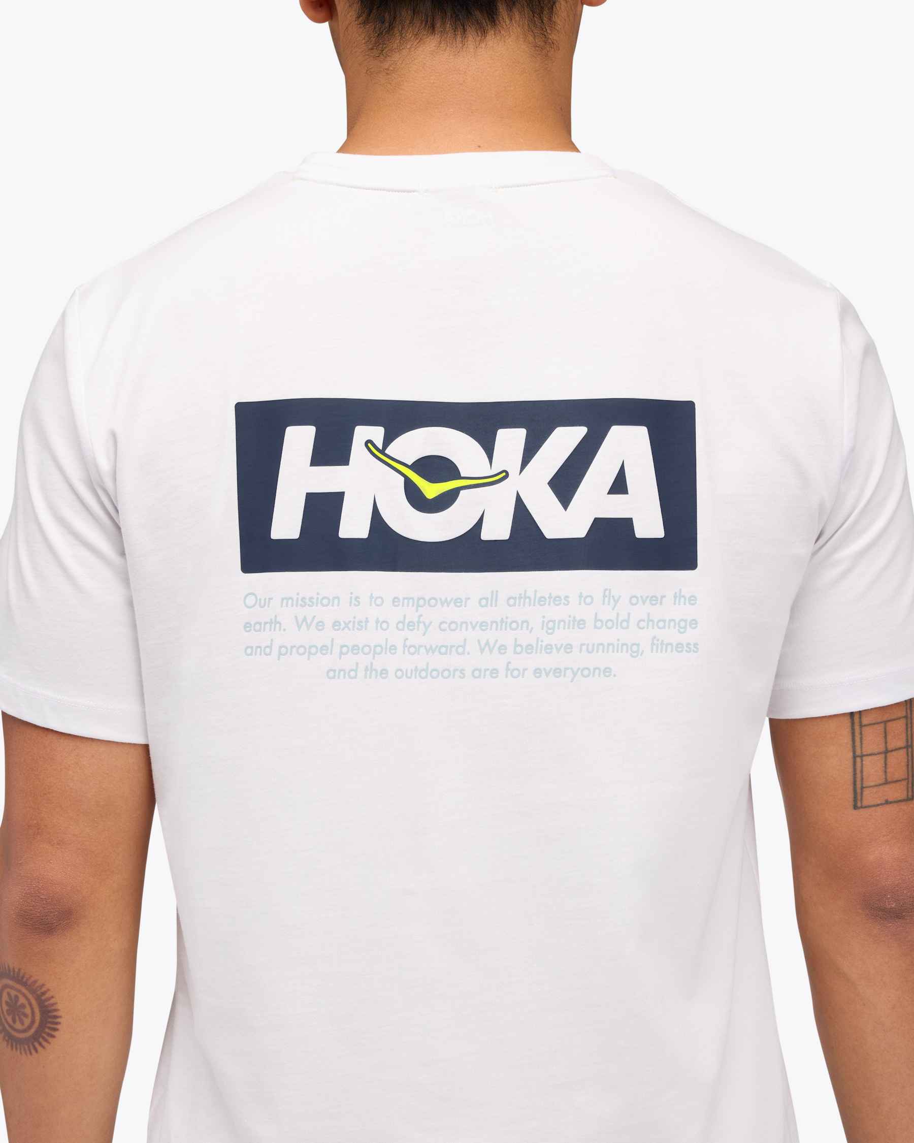 1164970-WHT_03.jpg Hoka Manifesto Short Sleeve Tee - Image 3
